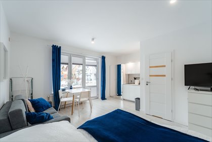 Wisełka: Wykończone lokale + apartament VIP dom Wisełka, Leśna