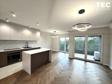 Zapraszam do obejrzenia 72 m² mieszkania 3 pokoje z balkonem i widokiem na zieleń mieszkanie Kraków, Andrzeja Badurskiego