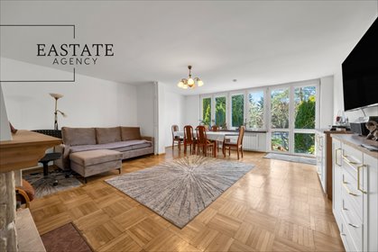 Segment z ogrodem i garażem w Łomiankach – 155 m² dom Łomianki