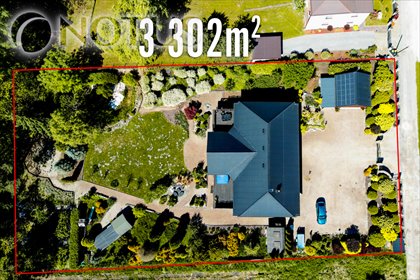 Na sprzedaż przestronny dom 409 m² z dużą działką 3307 m² w Chruszczobródzie dom Chruszczobród