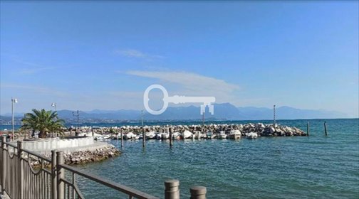 Apartament 95 m² z tarasem nad Jeziorem Garda (Desenzano) mieszkanie Desenzano del Garda, Desenzano del Garda, Rivoltella del Garda