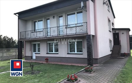 Do sprzedania przestronny dom 180 m² w Seceminie dom Secemin, Kościelna