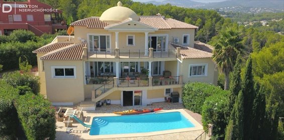 Przestronna villa z panoramicznym widokiem i 8 sypialniami. dom Javea
