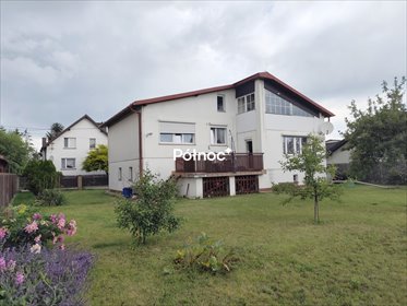 Przestronny dom 210 m² z garażem i podpiwniczeniem dom Niwnica