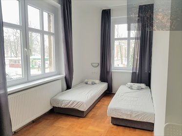 Przestronne 150 m² mieszkanie pracownicze umeblowane polecam mieszkanie Zabrze, Mikulczyce, pl. Plac Norberta Kroczka