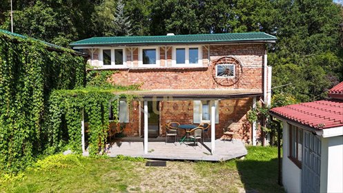 Urokliwy dom z cegły, kominkiem i tarasem. dom Klępnica