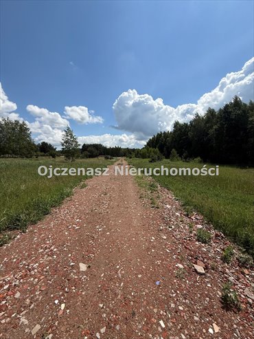 Sprzedam działki budowlane 800-1500 m² w Janowie działka Janowo