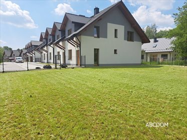 Polecam 4-pokojowe mieszkanie z dużym ogródkiem 375m² w Rybnej mieszkanie Rybna, Rybna