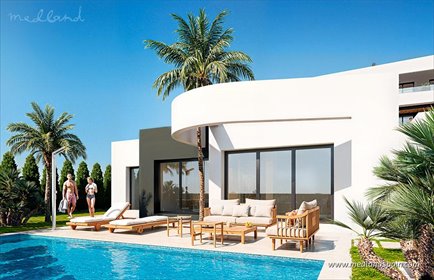 Przestronna villa z basenem i widokiem na pole golfowe dom Los Alcázares