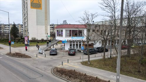 Lokal usługowy z dużymi witrynami przy deptaku, 100 m od SKM lokal użytkowy Gdańsk, Żabianka, Subisława