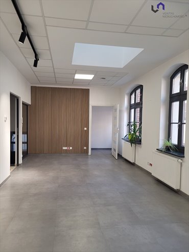 Lokal biurowy z tarasem i bezpośrednim wejściem - 70,69 m² lokal użytkowy Katowice, Centrum, Kochanowskiego