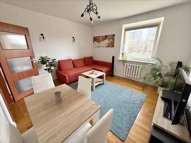 Funkcjonalne 3-pokojowe mieszkanie z piwnicą i parkingiem mieszkanie Opole, Niemodlińska