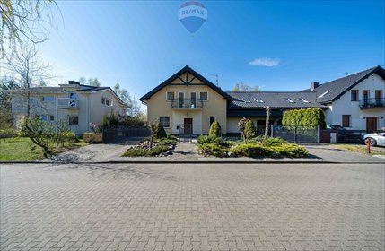 Dom z dodatkowym budynkiem, 240 m2, ogród, blisko lasu dom Przeźmierowo, Jarząbkowa