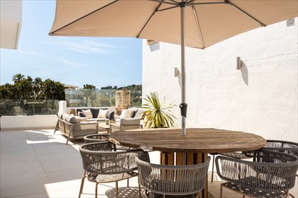 Polecam przestronne 42 m² z tarasem i panoramicznym widokiem mieszkanie Nueva Andalucia Miragolf, Miragolf