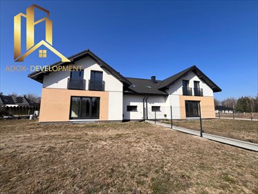 Polecam nowoczesny bliźniak 161 m² z garażem i 5 pokoi dom Henryków-Urocze