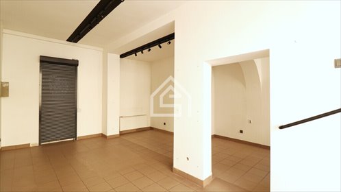 Na wynajem przestronny lokal 36 m² przy Rynku w Bochni lokal użytkowy Bochnia