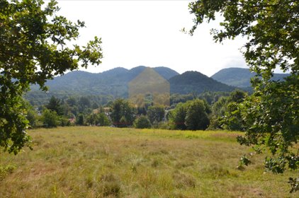 Do sprzedania działka inwestycyjna 0,59 ha z garażami i mediami działka Wałbrzych, Podgórze