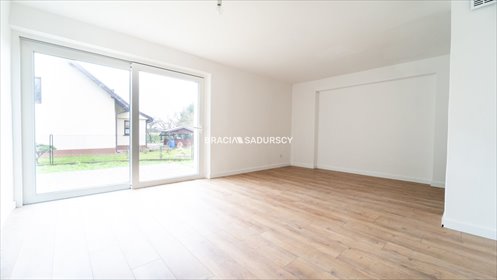 Nowoczesny dom 4 kondygnacje, 237 m², po remoncie dom Skawina, Żwirowa