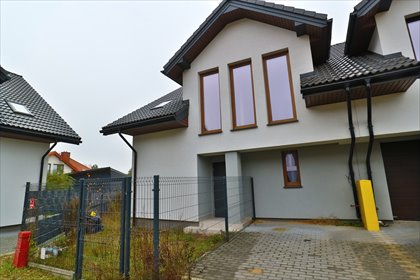 Na sprzedaż przestronny bliźniak 155 m² z ogrodem i poddaszem do zagospodarowania dom Sielachowskie