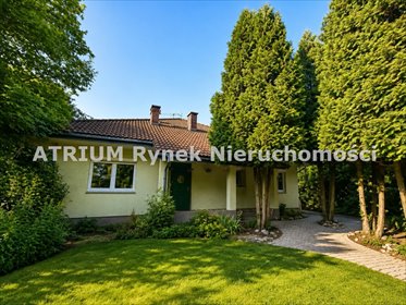 Do sprzedania dom z potencjałem inwestycyjnym 183 m² w Piotrkowie dom Piotrków Trybunalski, Świerczów