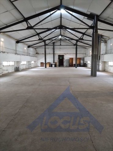 Magazyn 400 m² z wysokim stropem i ogrzewaniem. magazyn Warszawa, Targówek