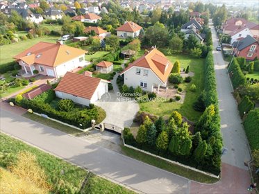 Komfortowy dom 186 m² z garażem i ogrodem w Lęborku dom Lębork, Artylerzystów