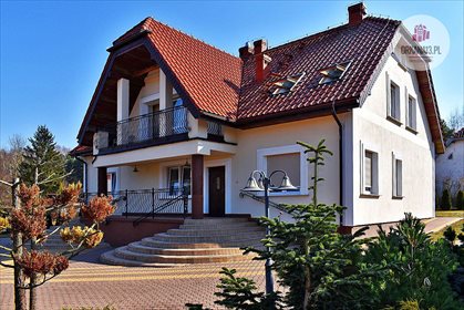 Dom na sprzedaż Pluski, ul. Jeziorna 263m2 Foto 3