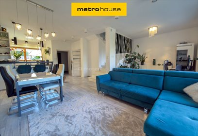 Do sprzedania nowoczesny segment 161 m² z dużym ogrodem dom Szczęsne
