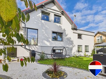 Inwestycja i komfort: dom 330 m² z 4 mieszkaniami mieszkanie Kartuski, Abrahama