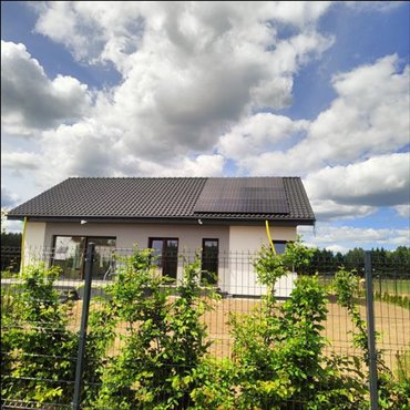 Nowoczesny dom 120 m2 z garażem i fotowoltaiką dom Różnowo