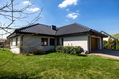 Nowoczesny dom parterowy 167 m² z garażem i tarasem dom Kęty
