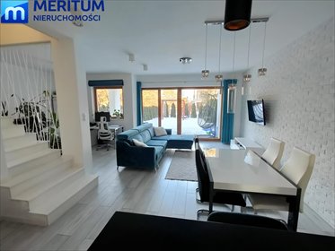 Przestronny segment 161 m2 z garażem i ogrodem dom Szczęsne