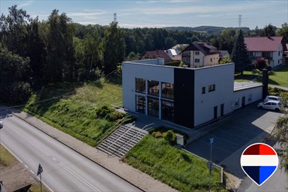 Budynek usługowy 436 m2 z apartamentami, inwestycja lokal użytkowy Spytkowice, Kanada