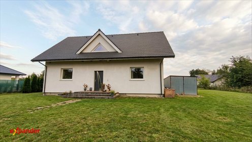 Nowoczesny dom 170 m² z panelami fotowoltaicznymi. dom Ślesin