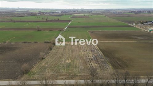 Duża działka 3824 m² pod zabudowę w spokojnej okolicy działka Wocławy, Królowej Bony