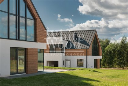 Nowoczesny dom bliźniak 154 m² z garażem i energooszczędnymi rozwiązaniami dom Tuchom, Tęczowa