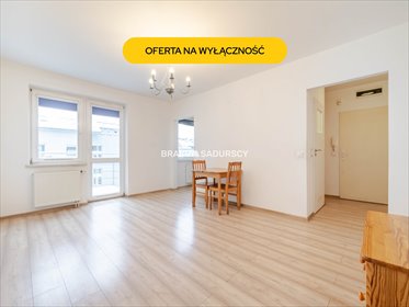Sprzedam jasne 1-pokojowe mieszkanie z balkonem, 26,32 m2 mieszkanie Kraków, Krowodrza, Radzikowskiego