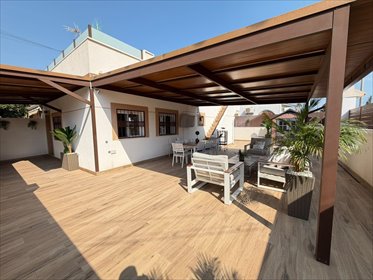 Dom narożny z tarasem i solarium w Torrevieja dom Alicante, Costa Blanca