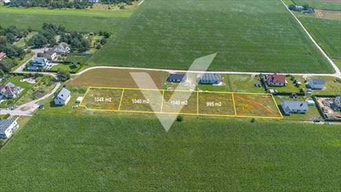 Do sprzedania działki budowlane 995-1048 m² w Stronnie działka Stronno