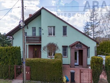 Przestronny dom z basenem, garażem i możliwością biznesu dom Dobre, Powstańców