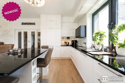 Nowoczesny dom z apartamentami, 800 m od morza dom Ustronie Morskie, Księcia Bogusława XIV