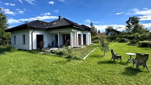 Nowoczesny dom z garażem i ogrodem w Fabrycznej dom Wrocław, Fabryczna, Strachowice, Gen. Witolda Urbanowicza