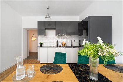 Przestronne 3-pokojowe mieszkanie w kamienicy, 54 m2 mieszkanie Warszawa, Praga-Północ, Dąbrowszczaków