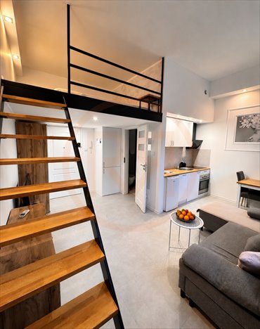 Stylowe 28 m² z antresolą, klimatyzacją i pełnym umeblowaniem mieszkanie Ełk