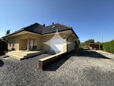 dom na sprzedaż 236m2 dom Konradówka, Gołaczów
