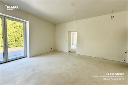 Przestronne 102,7 m² z ogródkiem i dwoma wejściami. mieszkanie Okleśna, Starowiejska