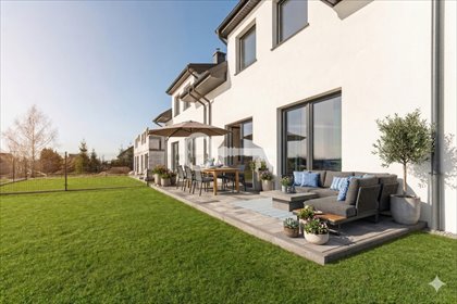 Nowoczesny dom z ogrodem i garażem w Łebczu dom Łebcz, Tęczowa