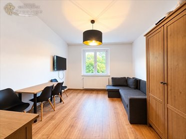 Na wynajem przestronne 42 m² mieszkanie 2 pokoi w Bytomiu mieszkanie Bytom