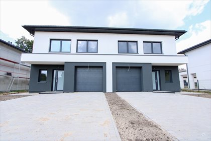 Dom bliźniak 138 m² z ogrzewaniem podłogowym polecam! dom Niewodnica Korycka, Piaskowa