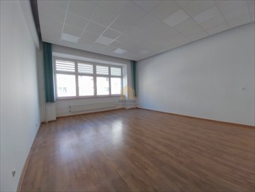 Atrakcyjny lokal 41 m2 w centrum Wrocławia z dużymi oknami lokal użytkowy Wrocław, Stare Miasto